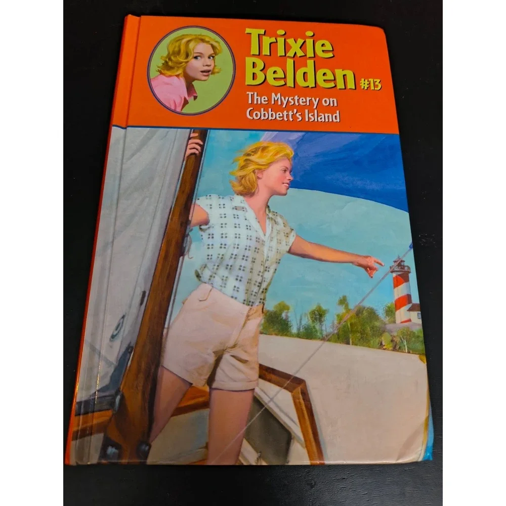 The Mystery on Cobbet's Island #13 (Trixie Belden) - Hardcover - Like New